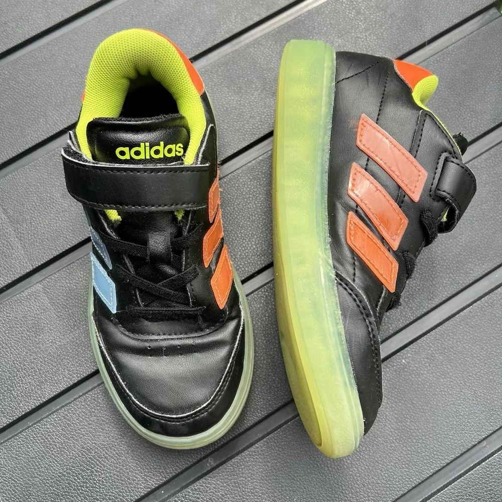 Adidas Courtblock Black Tennis Shoes Neon Green Sole Youth Size 13K Orange Blue